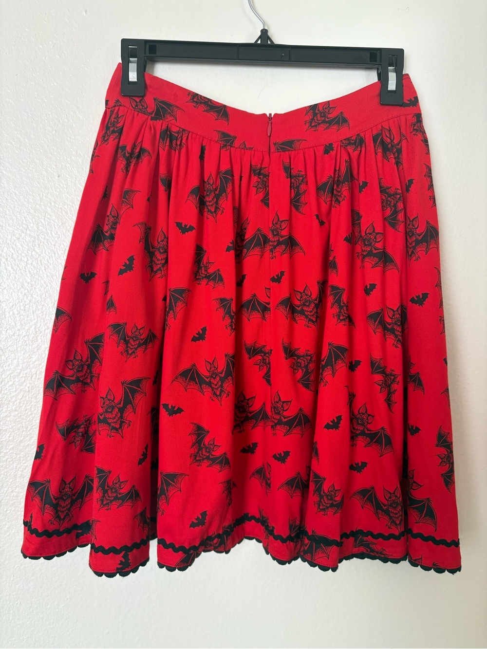 Sourpuss Bat Attack Red Blk Skater Skirt Halloween Horror Rockabilly Spooky Goth - Picture 2 of 8